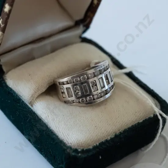 sterling silver cubic zircon ring 8gm