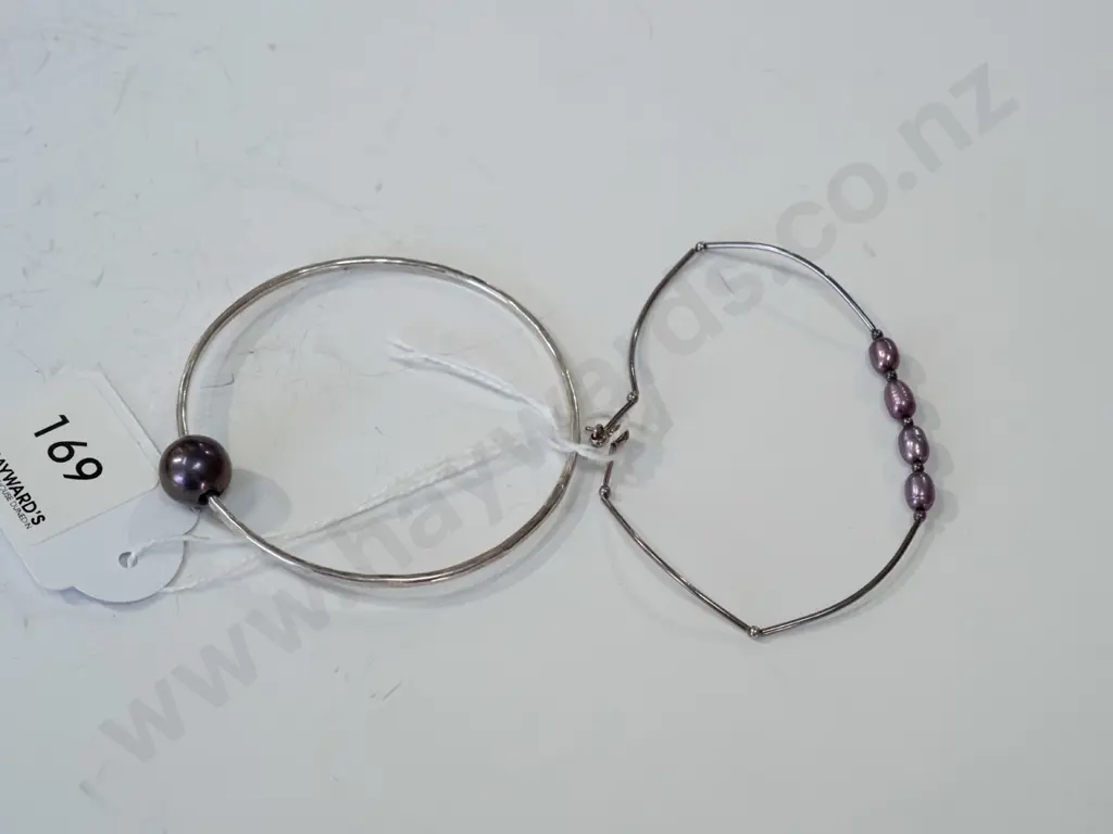 2x real purple pearl sterling silver braclet (one has damage to pearl) Image 1++