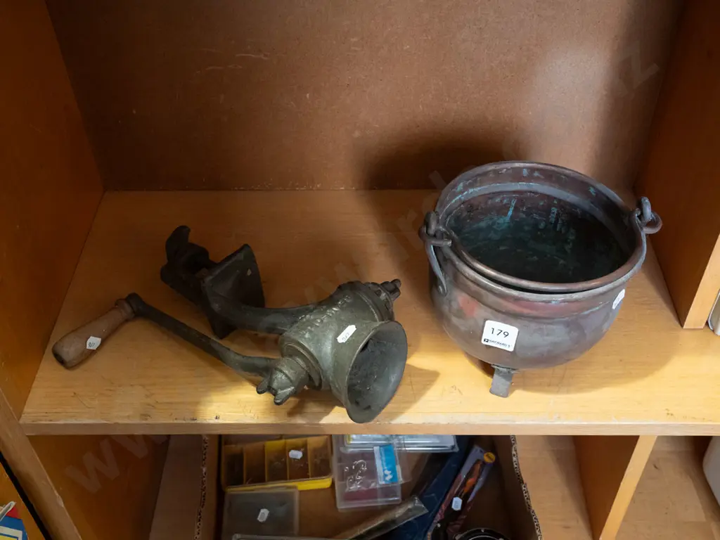 Beaufort bench top mincer & small copper handled pot Image 1++