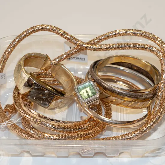 tray of costume jewellery