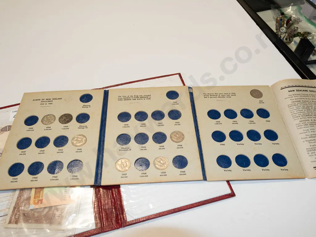 bank notes & collector coins, albums incomplete Image 1++
