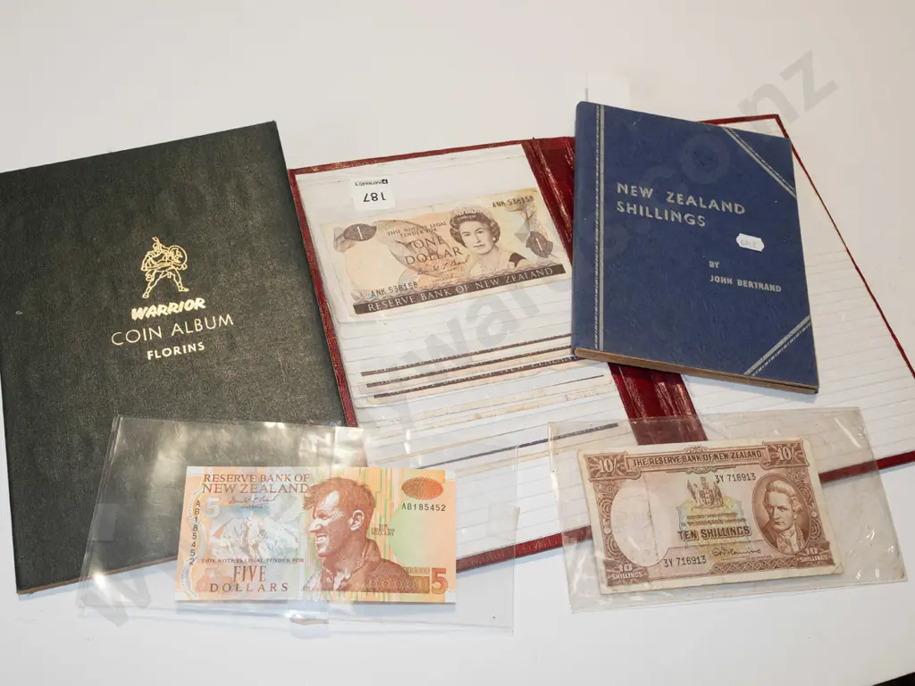 bank notes & collector coins, albums incomplete Image 1++
