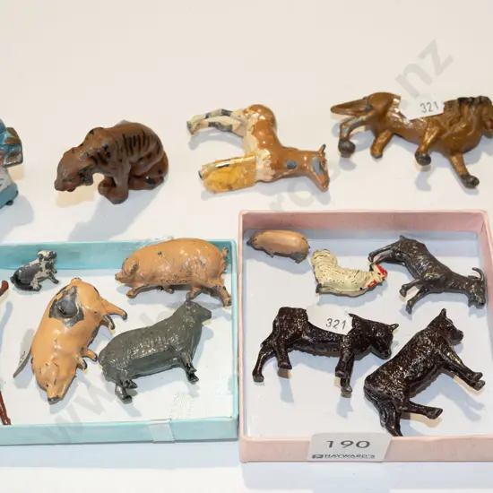 2 trays of lead toys, animals etc