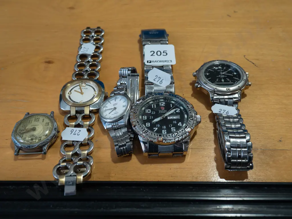 assorted wristwatches & part wristwatch  Image 1++