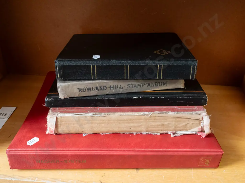 stamp albums & contents Image 1++