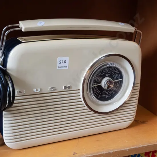 reproduction Bush mantle radio