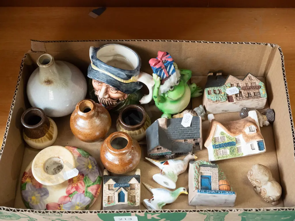 box; Radford candlestick, toby jug, small vases etc Image 1++