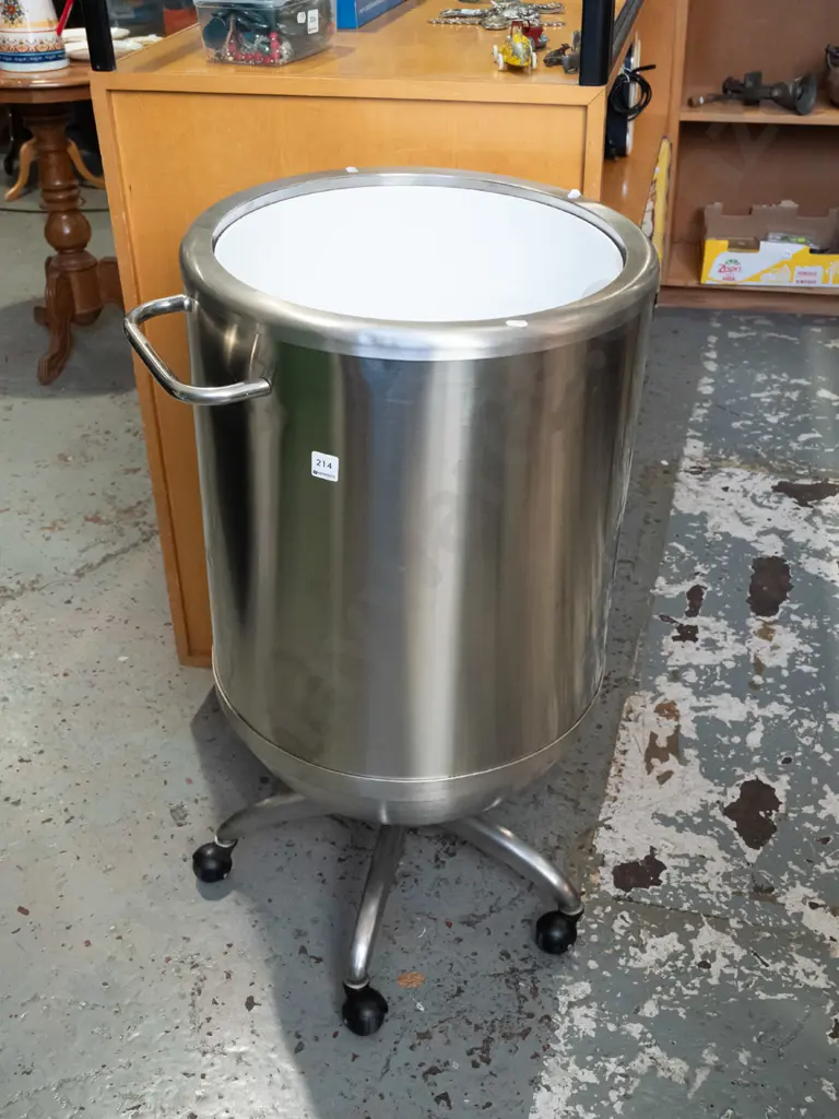 stainless steel & plastic drinks cooler on casters H850 Image 1++