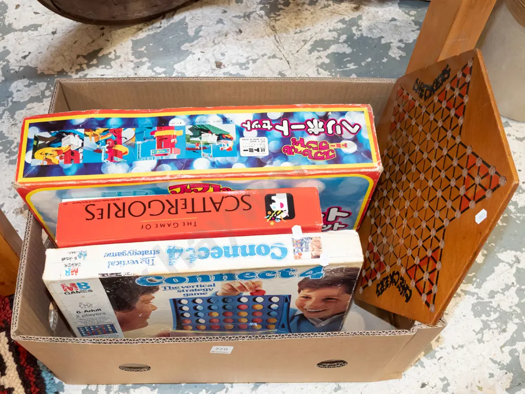 box of board games Image 1++