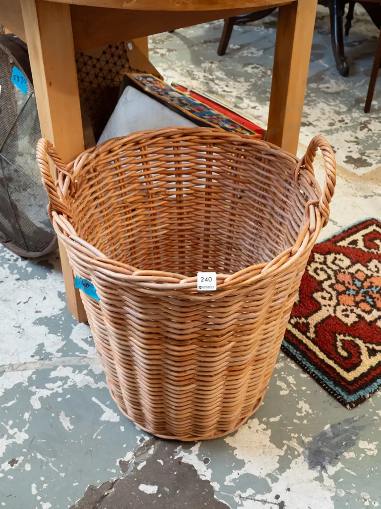 cane basket H470 Image 1++