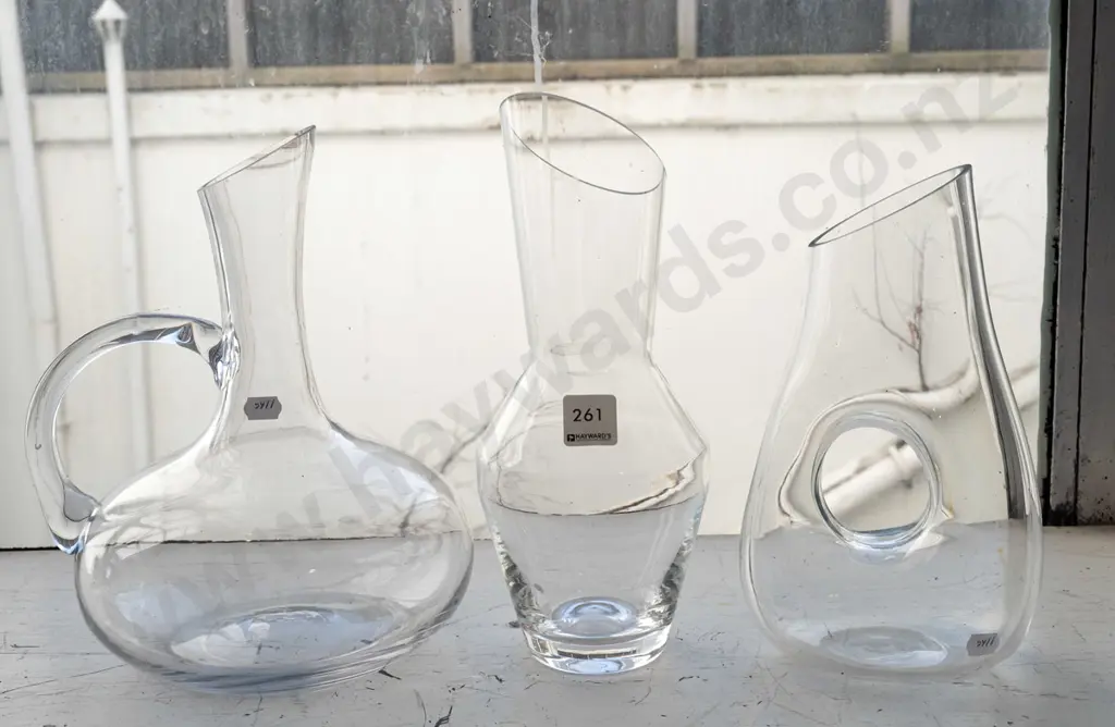 3x modern wine carafes H270 Image 1++
