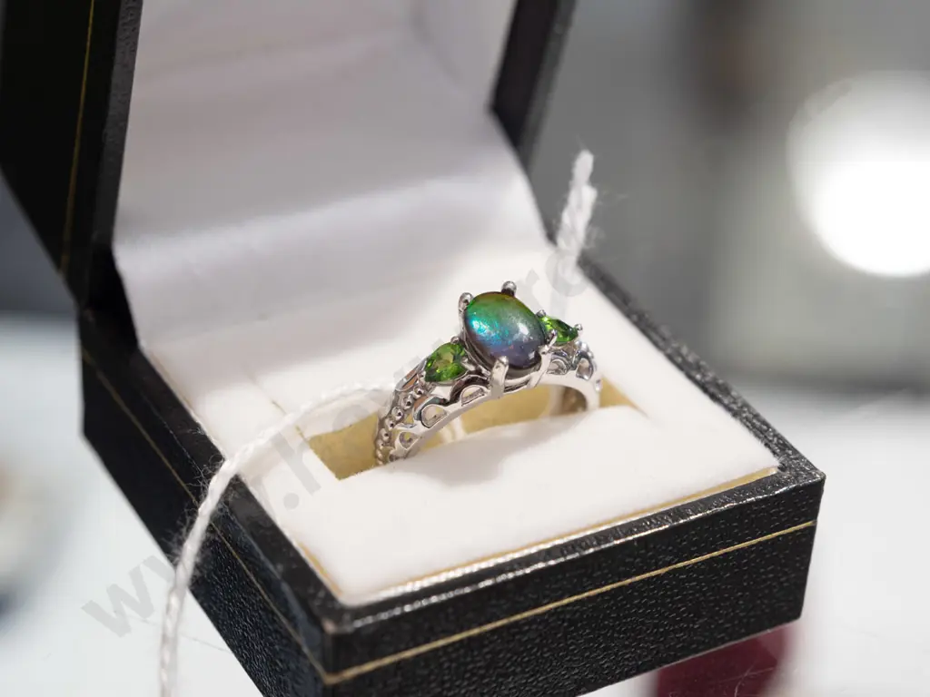 sterling silver welo opal ring 3gm Image 1++