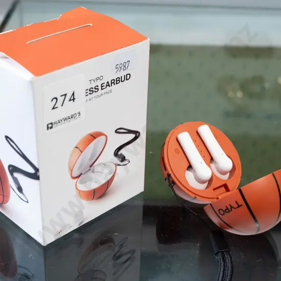 Typo ear buds