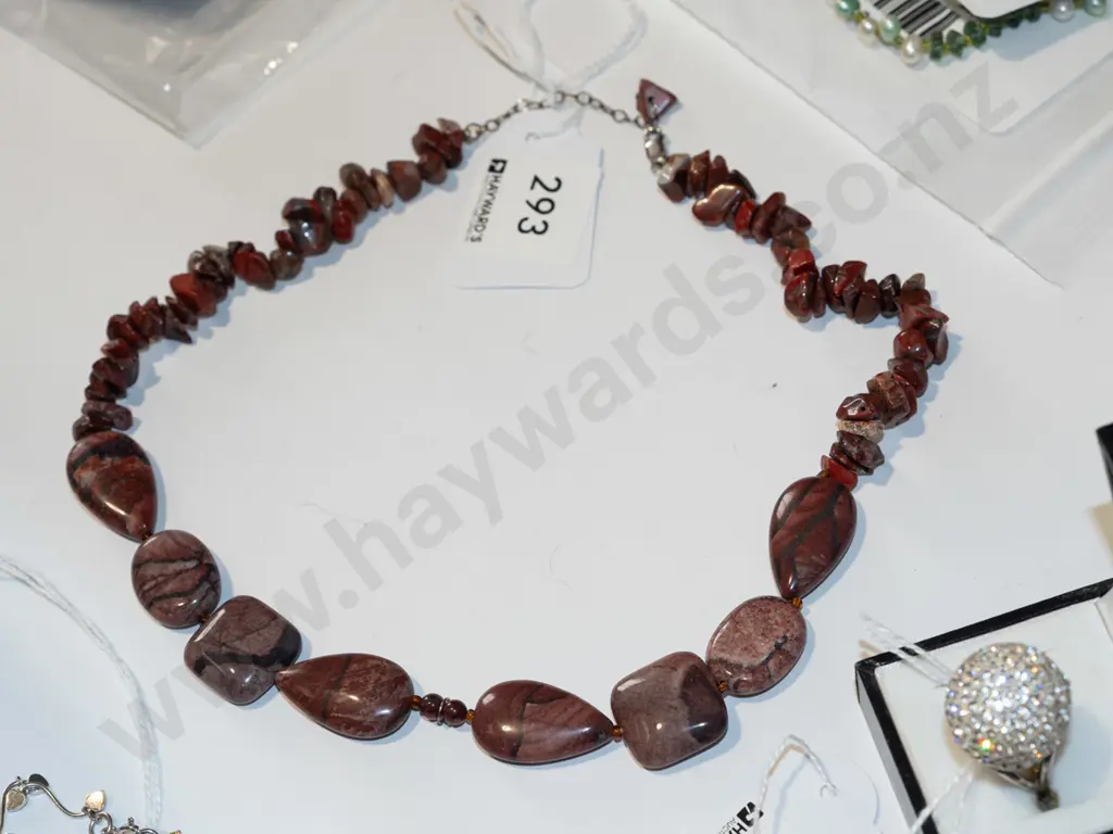 jasper beaded necklace, sterling silver clasp 51gm Image 1++