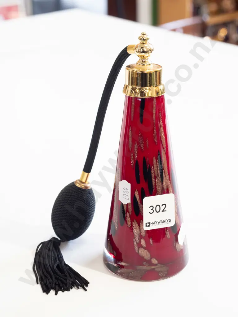 art glass scent bottle Image 1++