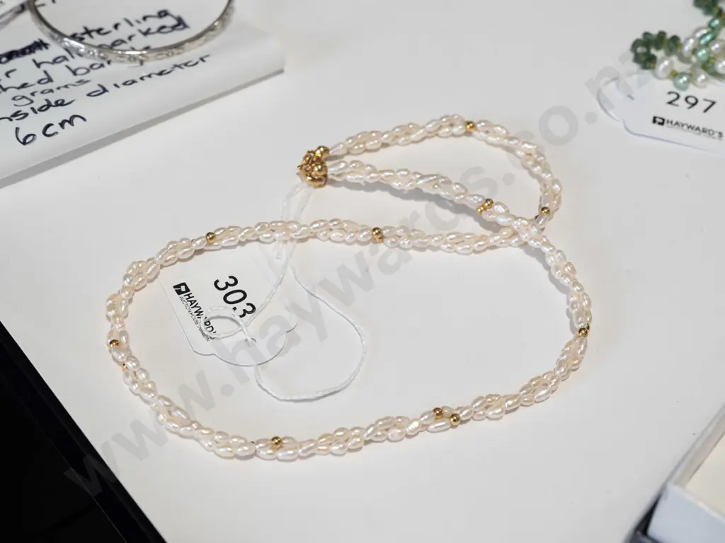 Avon gold tone pearl double strand necklace 15gm Image 1++