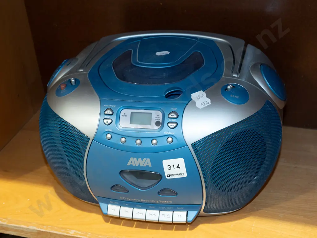 Awa radio CD player Image 1++
