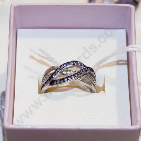 sterling silver amythest ring 3gm