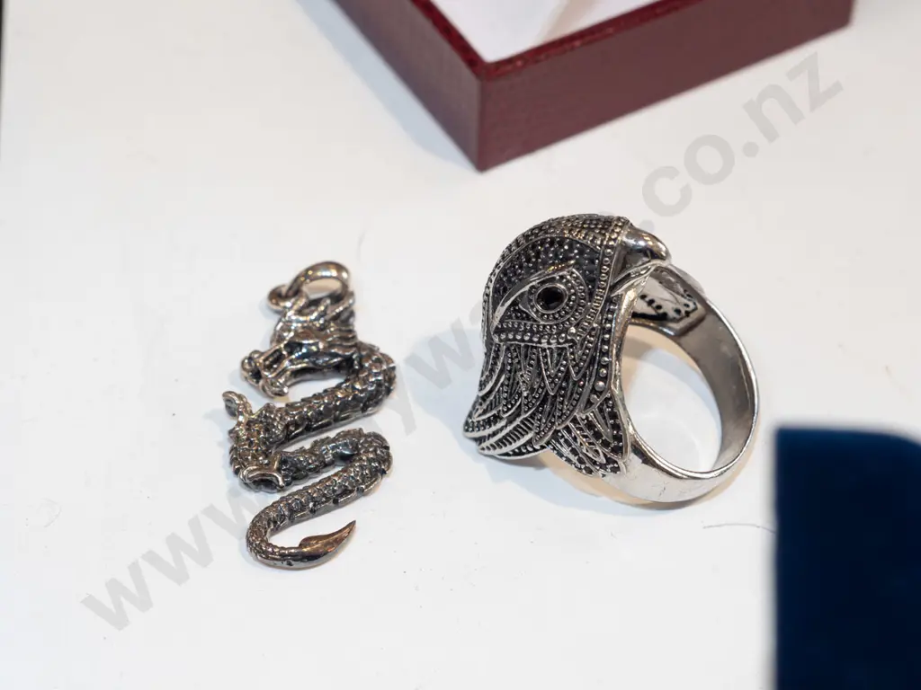 bird themed ring & dragon pendant Image 1++