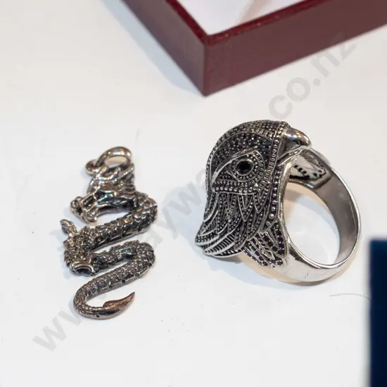 bird themed ring & dragon pendant