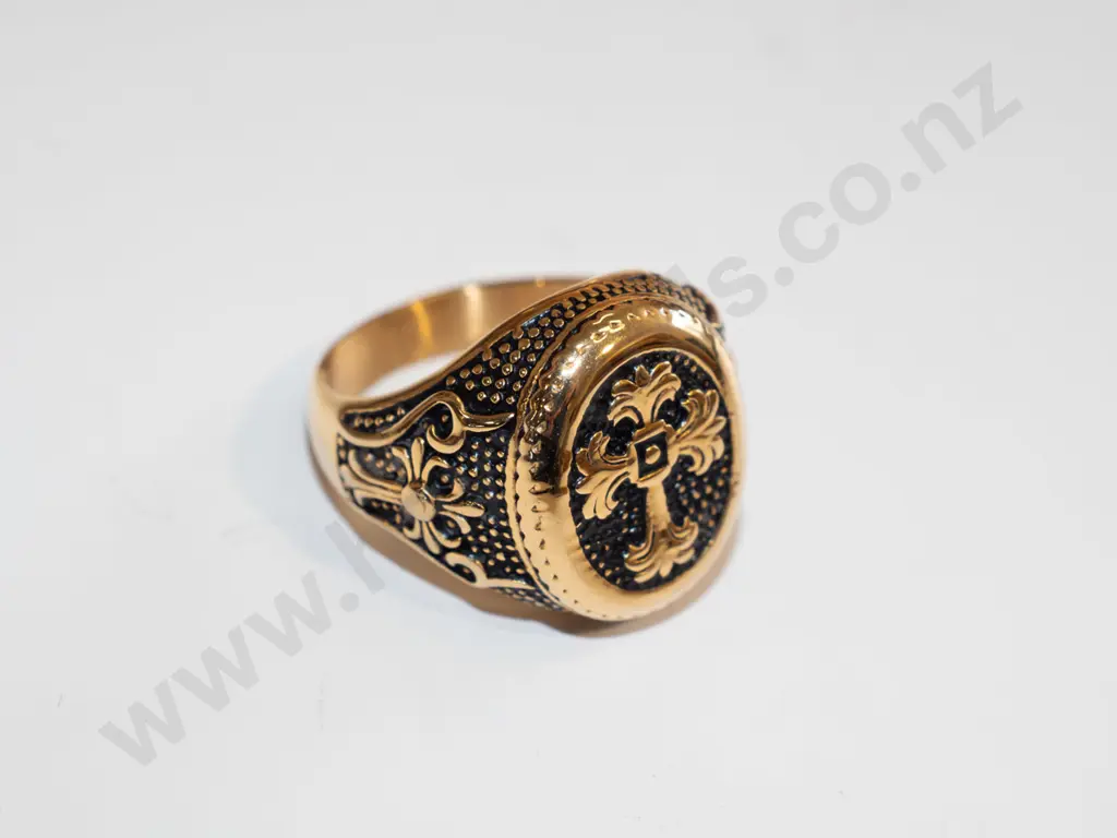 decorative costume ring Image 1++