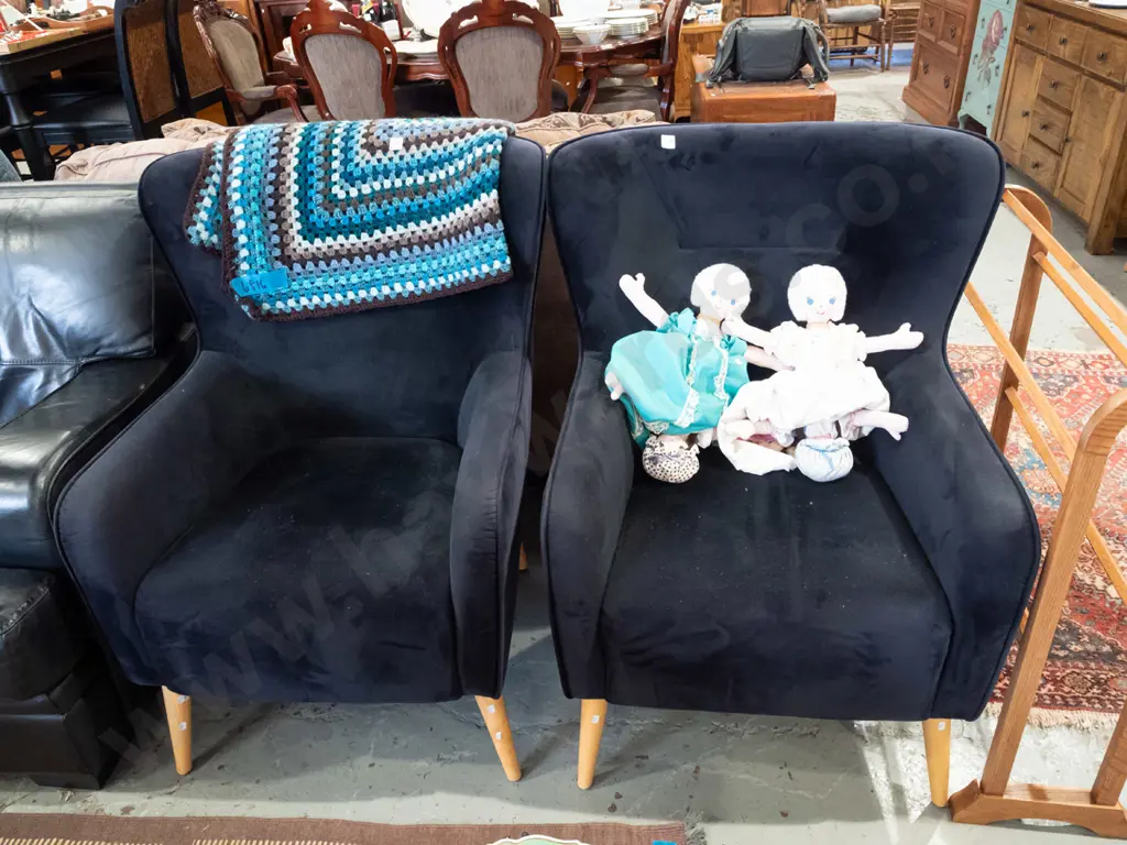 pair of black upholstered modern armchairs Image 1++