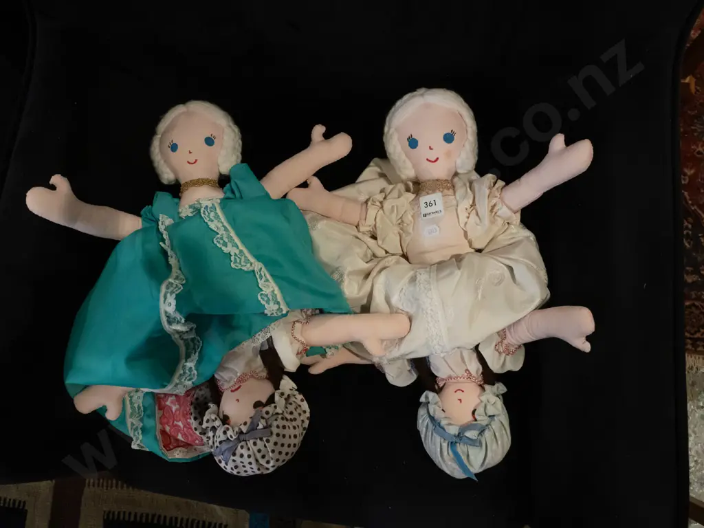 2x topsy turvy dolls Image 1++