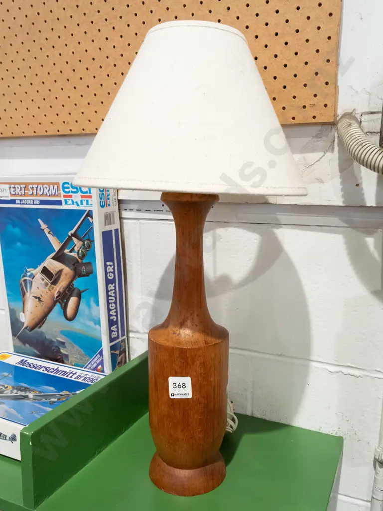 wood based table lamp H500 Image 1++