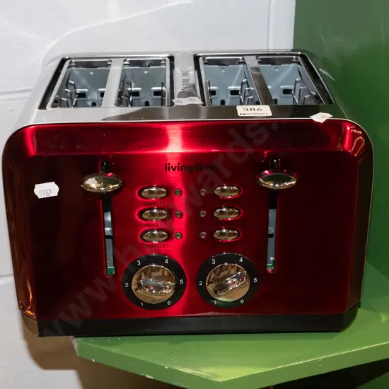 as new Living and Co 4 slice toaster