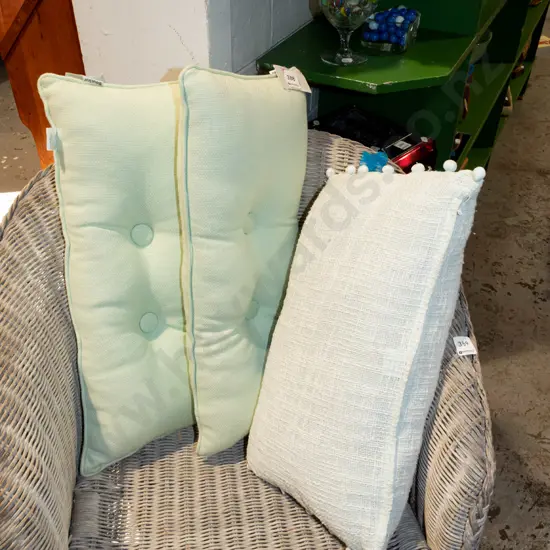 3x as new cushions