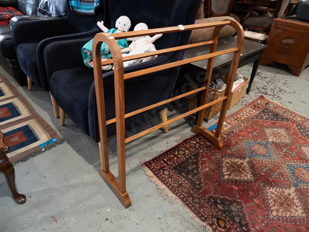 wooden towel rail Image 1++