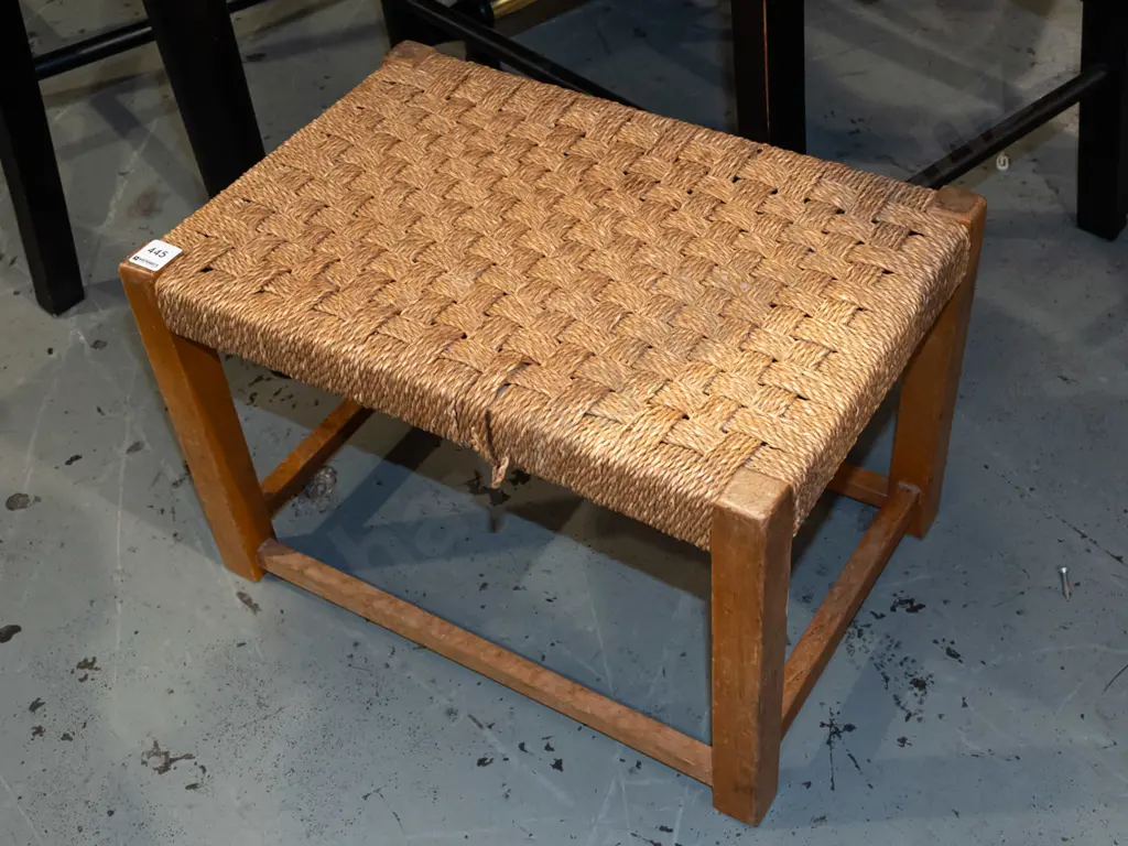 seagrass footstool Image 1++