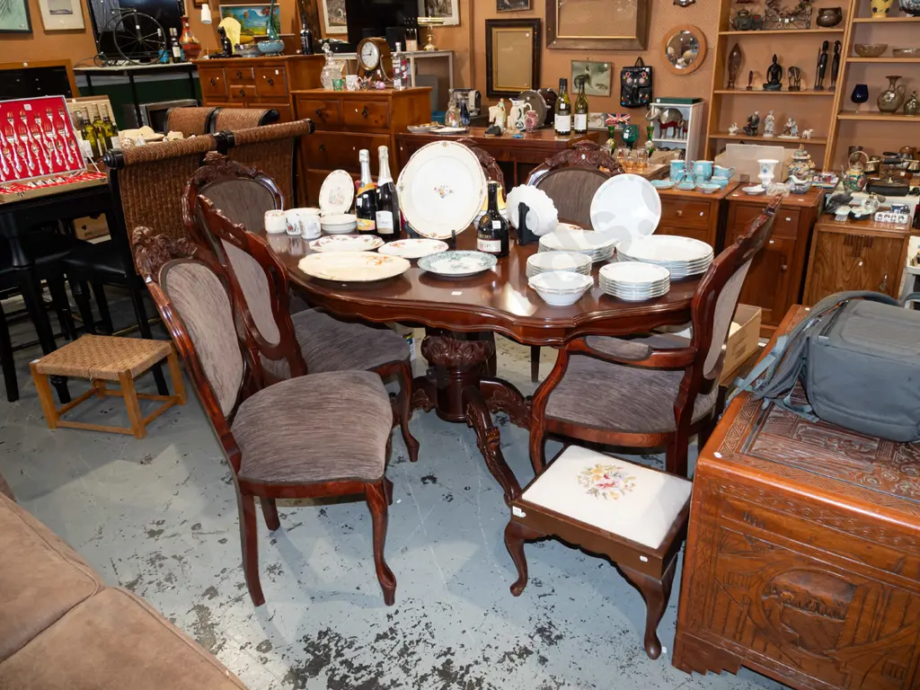reproduction Italian style serpentine shaped dining table - walnut veneer Image 1++