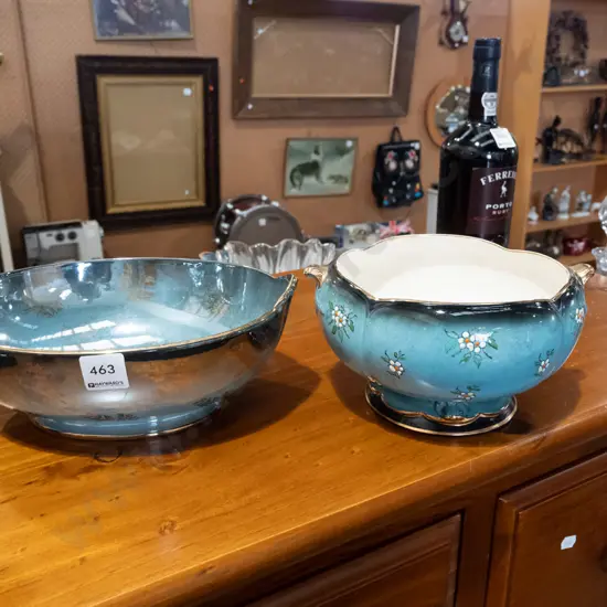 Maling bowl, Old Foley footed bowl - some discolouration inside