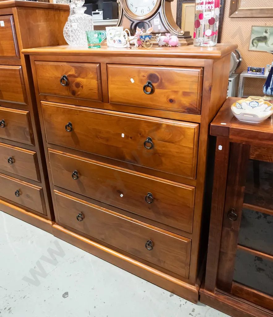 solid pine 5 drawer tallboy H1160 W920 D410 Image 1++