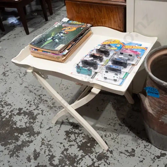 small butler's tray on stand H440 W555 D400
