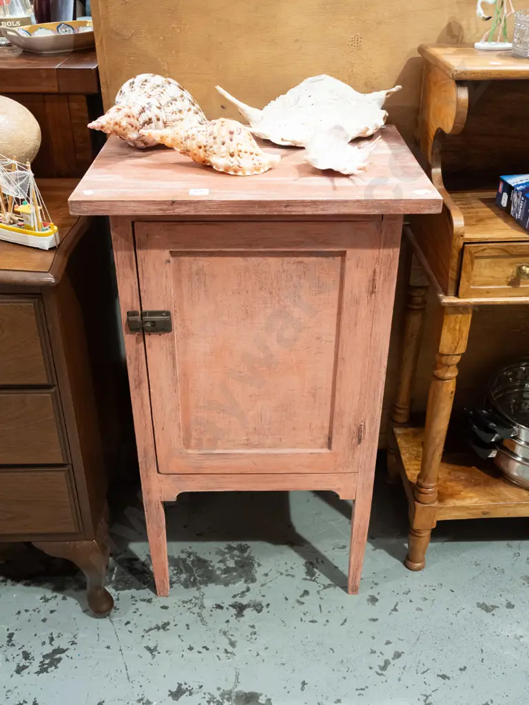 rustic single door cupboard H820 W485 D380 Image 1++