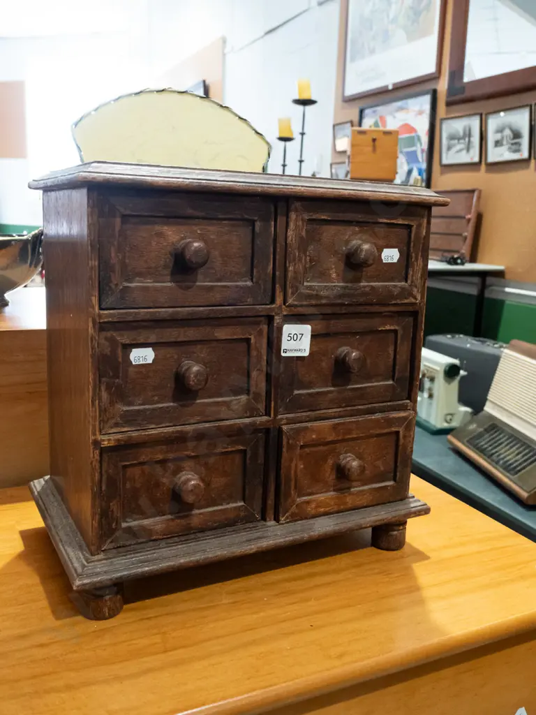 small hardwod 6 drawer chest H330 W310 D200 Image 1++