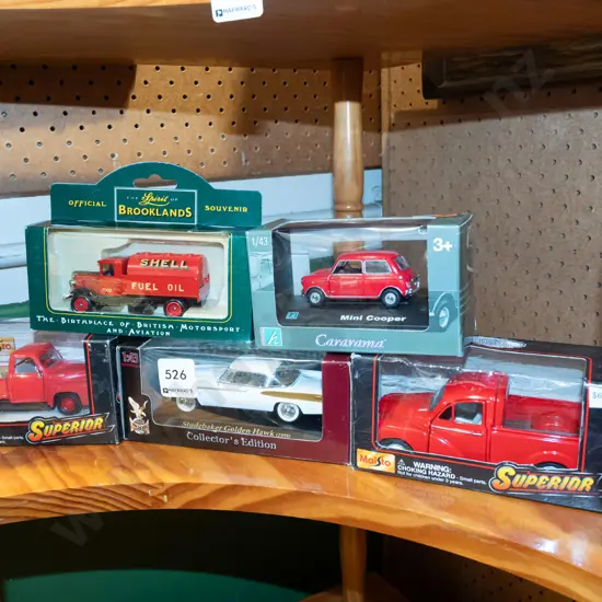 5x boxed diecast model vehicles