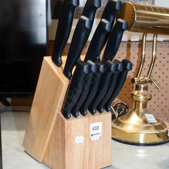 knife block and knives