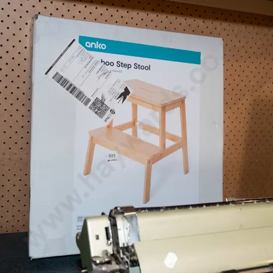 boxed as new Anko step stool