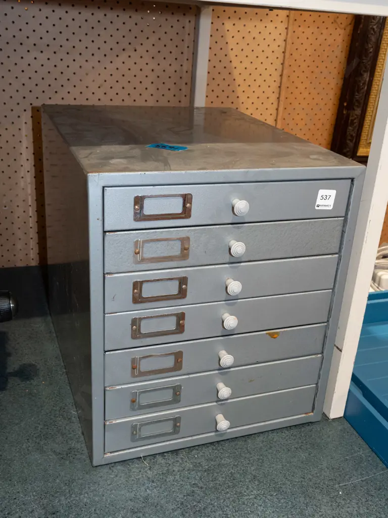 small 7 drawer filing cabinet H390 W340 D430 Image 1++