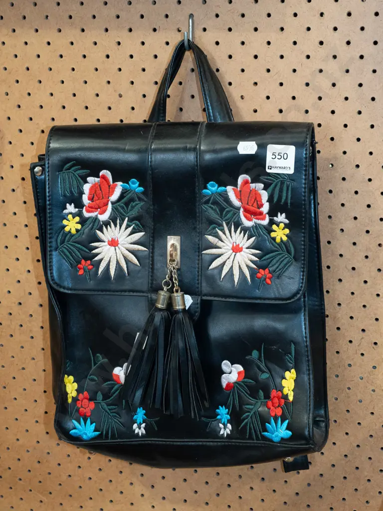 ladies hand bag Image 1++