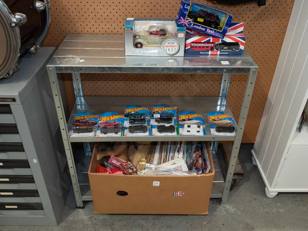 tin shelves H730 W710 D300 Image 1++