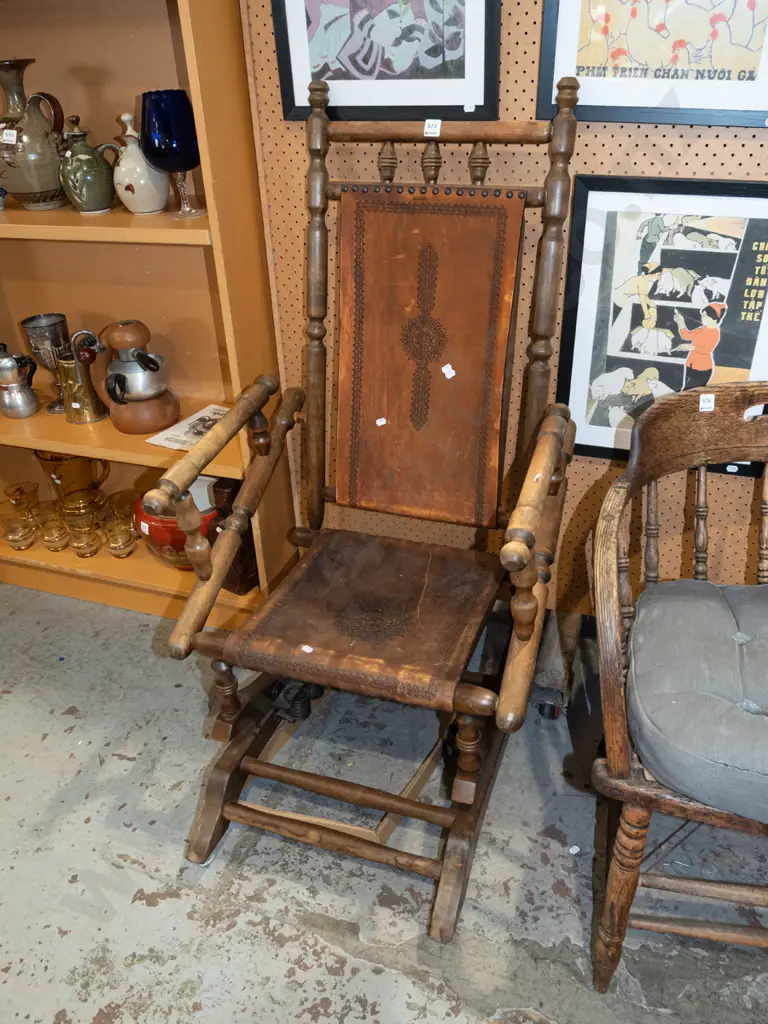 tooled leather Dexter rocking chair Image 1++