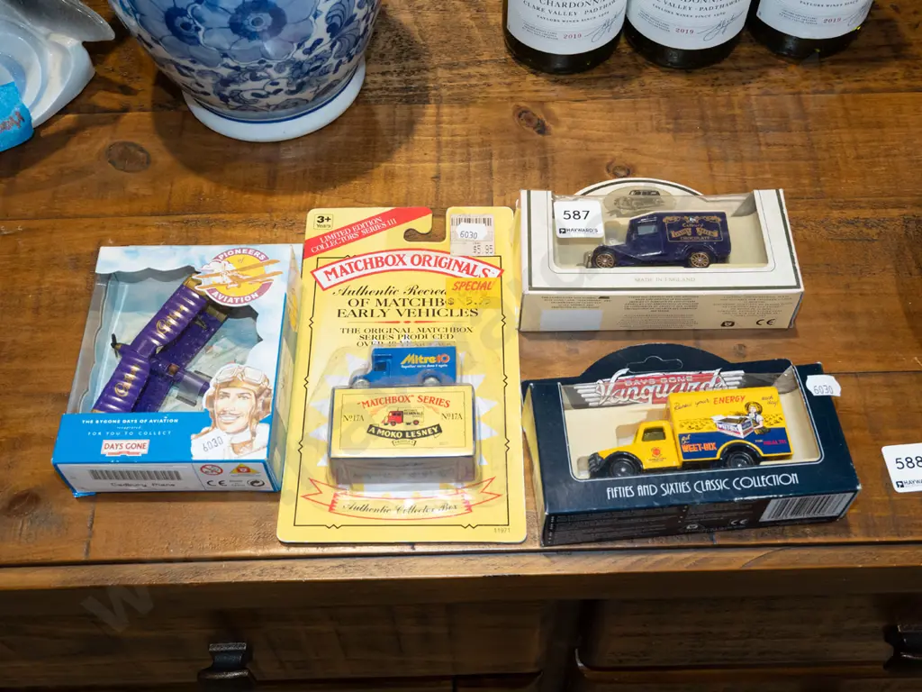 3x boxed diecast toy vehicles, diecast Cadbury bi-plane Image 1++