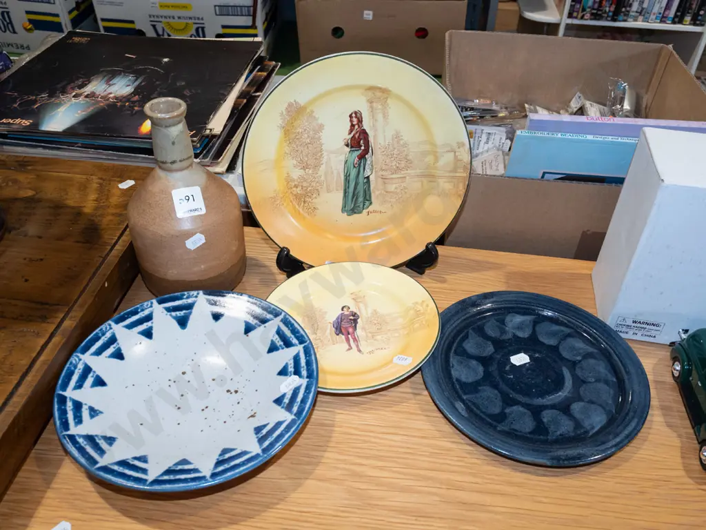 pottery vase, 2x plates, 2x Royal Doulton Shakespeare plates Image 1++