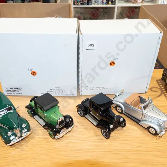 4x diecast model vehicles