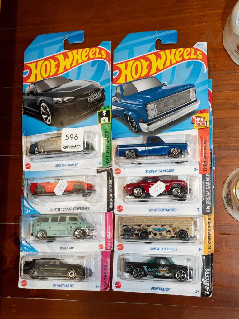 8x as new carded Hotwheels vehicles Image 1++