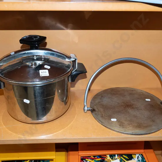 stainless steel steamer, alloy skillet